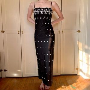 Vintage 90s Ecru Studio black and white floral embroidered formal prom dress